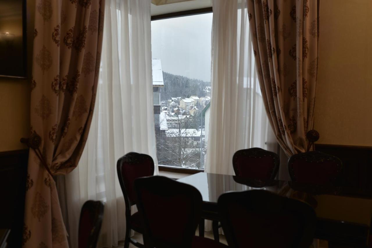 Edy'S Royal Predeal Hotel Bagian luar foto