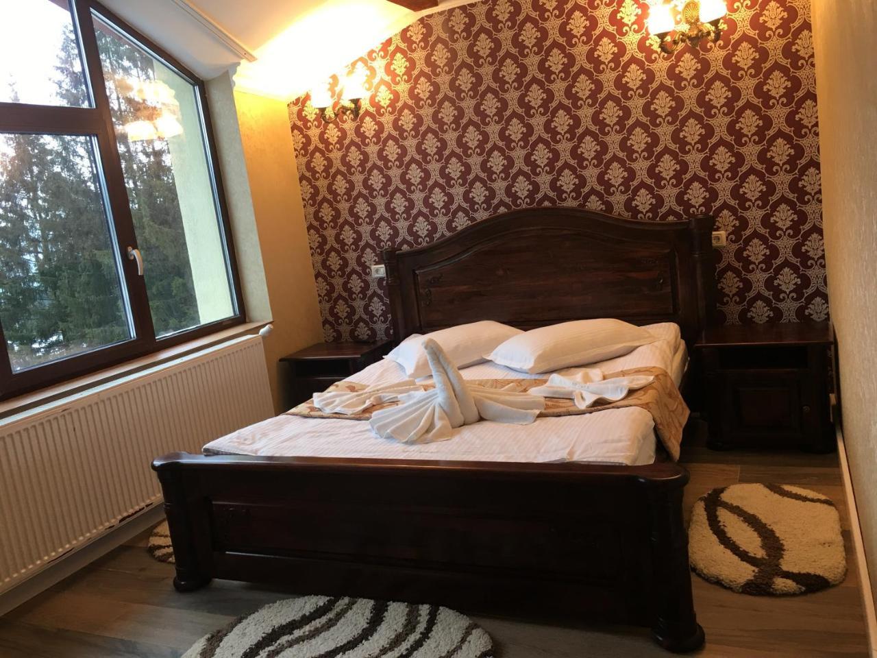 Edy'S Royal Predeal Hotel Bagian luar foto